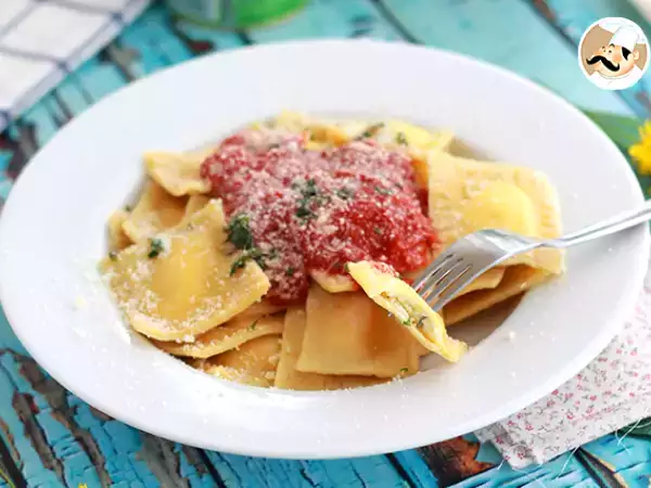 Tarif Taze ev yapımı makarna nasıl yapılır?