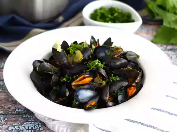 Tarif Moules marinières, basit ve lezzetli bir tarif