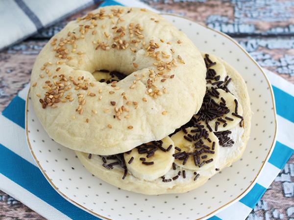 Tarif Çikolatalı muzlu simit