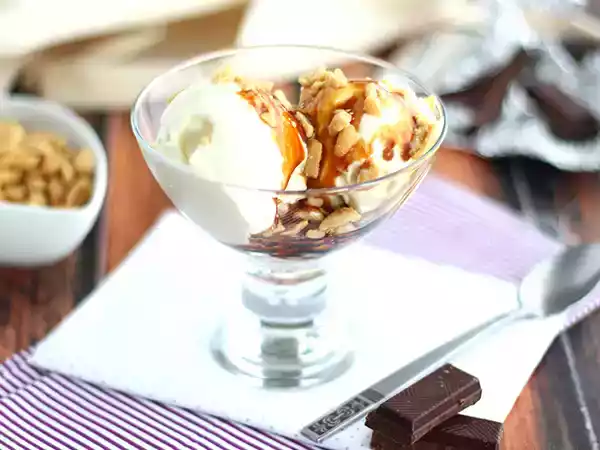 Tarif Sundae, tatlı amerikan dondurması