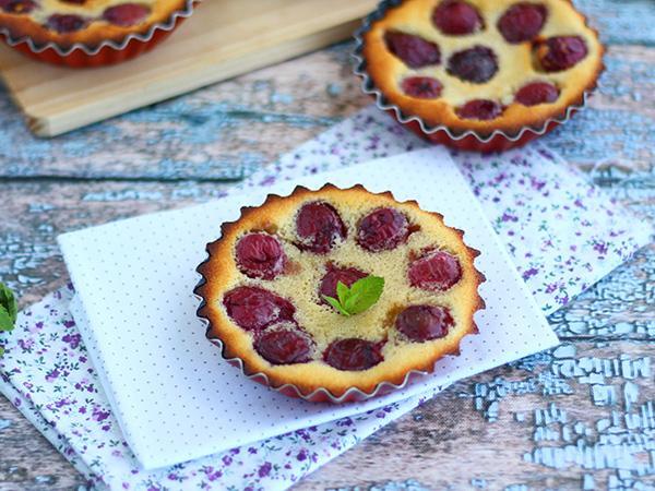 Tarif Glutensiz mini vişneli clafoutis