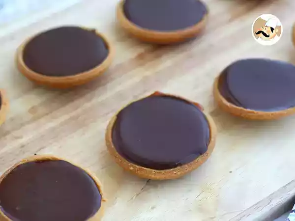 Tarif Karamelli ve çikolatalı tartöletler