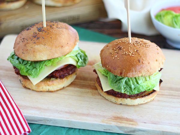 Tarif Vejetaryen kırmızı fasulye burger