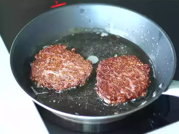 Tarif Kırmızı fasulyeli vejetaryen biftek
