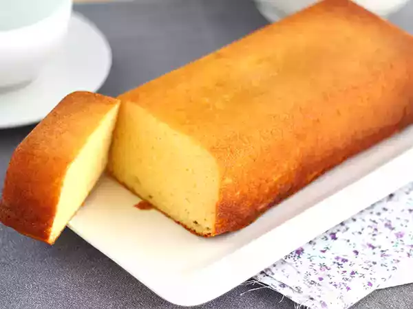 Tarif Lezzetli ve nemli bir yoğunlaştırılmış sütlü kek