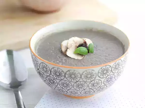 Tarif Kremalı mantar çorbası