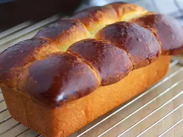 Tarif Altın rengi, kabarık börek