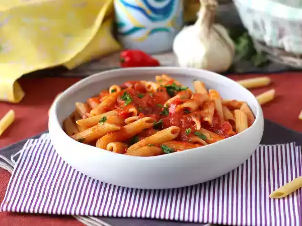 Tarif Penne all'arrabbiata: kalpleri ısıtan bir i̇talyan klasiği!