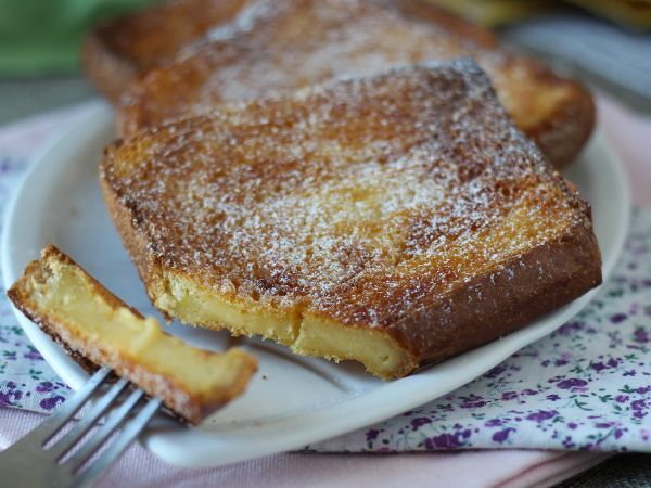 Tarif Brioche ekmeği ile fritözde torrijas, karmaşık olmayan bir gelenek