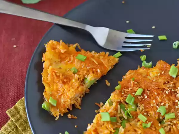 Tarif Çıtır pirinç ve soya fasulyeli omlet, hızlı ve israfsız baharatlı bir yemek!