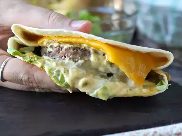 Tarif Big mac tarzı dürümler, hızlı, pratik ve ekonomik