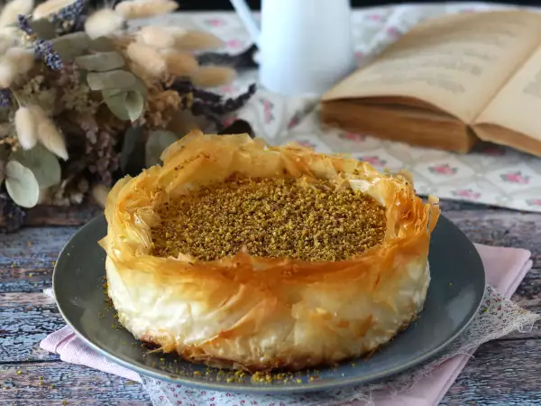 Tarif Antep fıstıklı, gevrek ve eriyen baklava tarzı cheesecake
