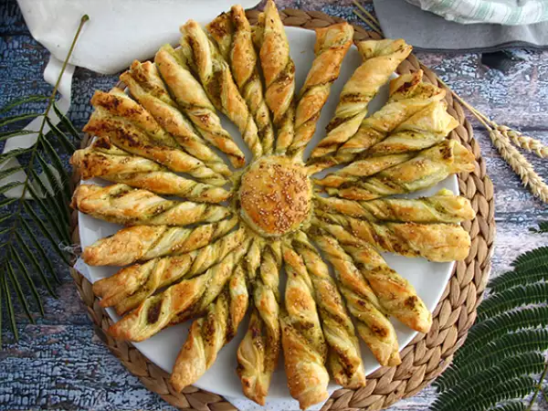 Tarif Pestolu puf böreği
