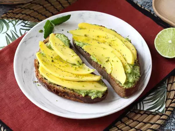 Tarif Mango ve misket limonlu avokadolu tost: taze, hızlı ve lezzetli bir tarif
