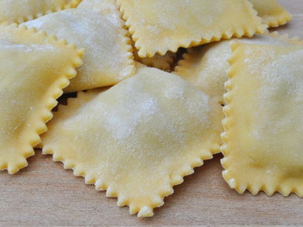 tarifler ravioli (i̇talyan mantısı)