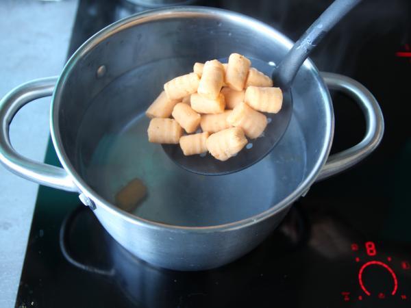 Tatlı patates gnocchi (kolay gnocchi) - Hazırlık adım 5