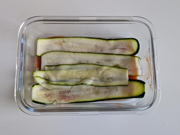 Hava fritözünde kabak parmigiana: hızlı, hafif ve çıtır - Hazırlık adım 6