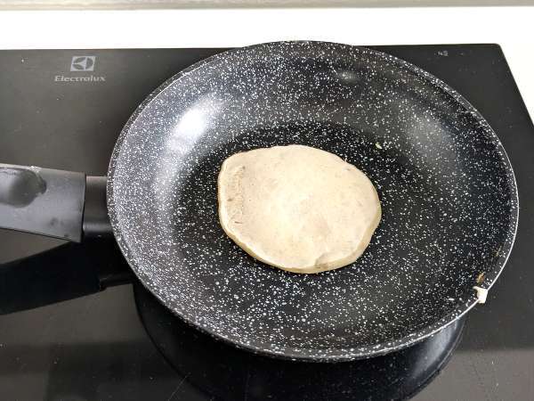 Keten yumurtalı yumuşak vegan krep: kolay ve yumurtasız tarif - Hazırlık adım 7