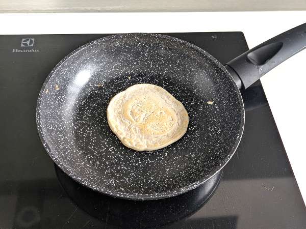 Keten yumurtalı yumuşak vegan krep: kolay ve yumurtasız tarif - Hazırlık adım 8