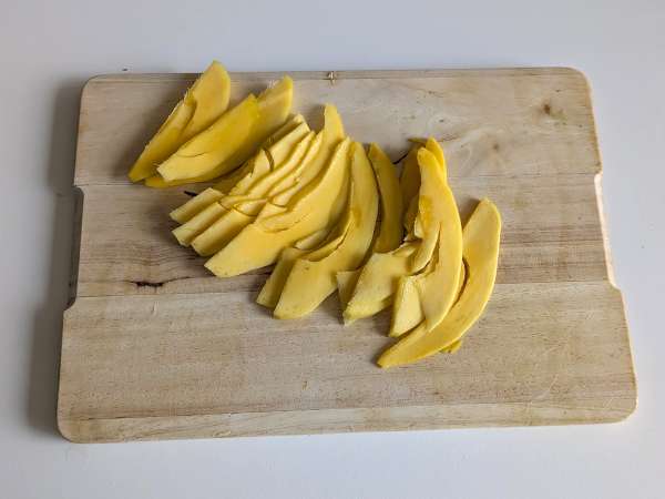 Mango ve misket limonlu avokadolu tost: taze, hızlı ve lezzetli bir tarif - Hazırlık adım 1