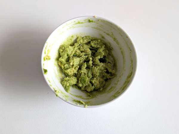 Mango ve misket limonlu avokadolu tost: taze, hızlı ve lezzetli bir tarif - Hazırlık adım 2