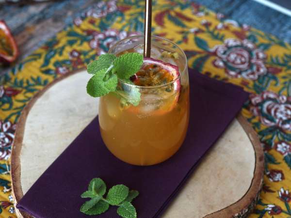 Çarkıfelek meyveli buzlu çay - Hazırlık adım 4