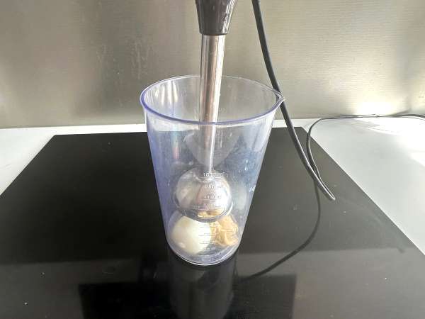 Haşlanmış yumurta proteinli mayonez: hafif, lezzetli ve yağsız - Hazırlık adım 2