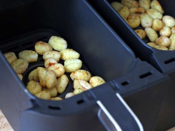 Çıtır gnocchi salatası, ultra şık, lezzetli ve dengeli, yaz için mükemmel! - Hazırlık adım 2