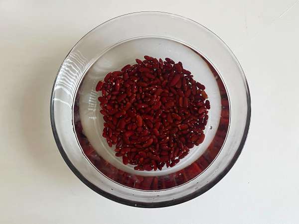 Pasta e fagioli alla veneta: Büyükannenin kremalı ve lezzetli tarifi - Hazırlık adım 1