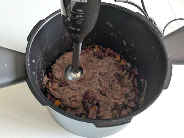 Pasta e fagioli alla veneta: Büyükannenin kremalı ve lezzetli tarifi - Hazırlık adım 4