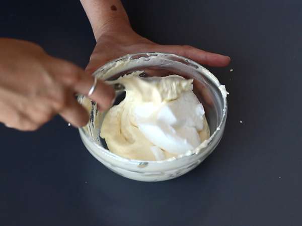 Limonlu tiramisu, keskin bir dokunuşa sahip bir klasik - Hazırlık adım 5