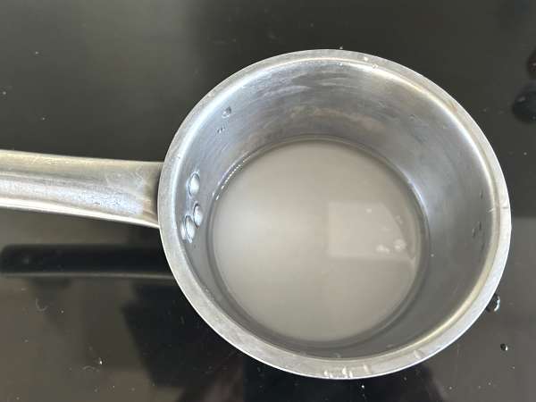 Agua de Valencia, evde yapabileceğiniz cava ve portakallı Akdeniz kokteyli. - Hazırlık adım 2