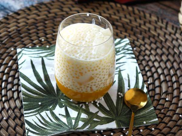Mango sago, basitliği ile fetheden tapyoka ve mangolu Asya tatlısı. - Hazırlık adım 12