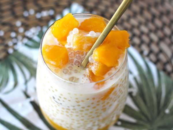 Mango sago, basitliği ile fetheden tapyoka ve mangolu Asya tatlısı. - Hazırlık adım 13