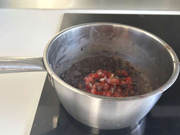 Huevos rancheros: İkonik ve lezzetli Meksika tarifi - Hazırlık adım 6