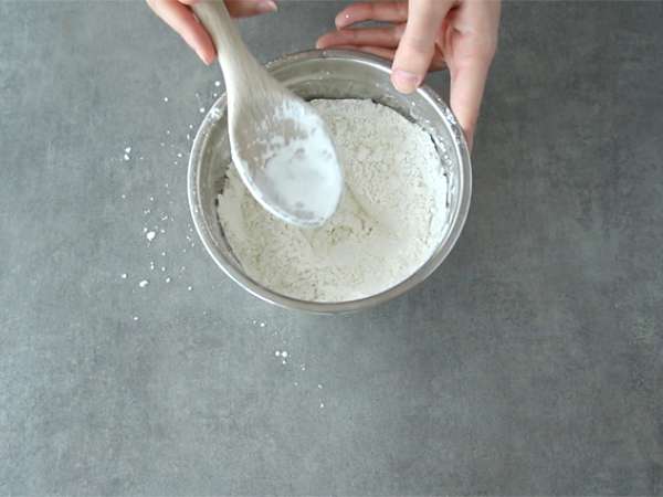 Alfajores - Süt reçelli ve hindistan cevizli Arjantin kurabiyesi - Hazırlık adım 1