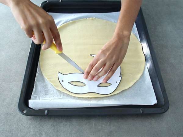 Karnaval kurabiye maskeleri - Hazırlık adım 1