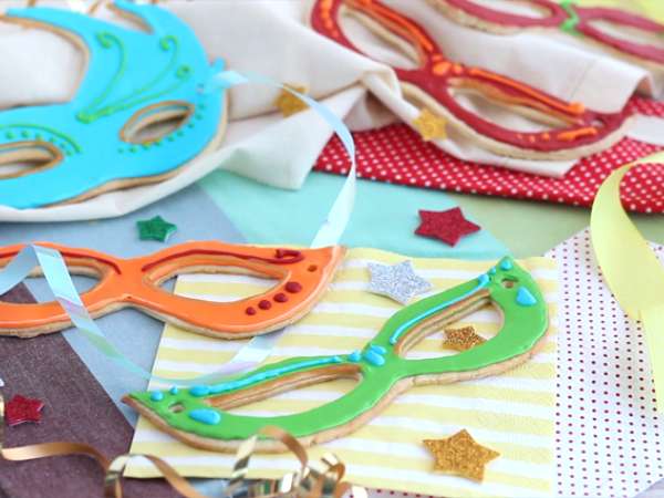 Karnaval kurabiye maskeleri - Hazırlık adım 7