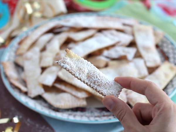 Chiacchiere di carnevale - İtalyan fırında bugnes - Hazırlık adım 6