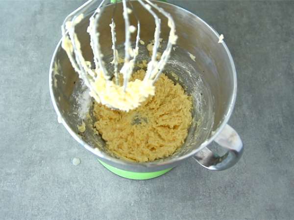 Atıştırmalık Spritz bisküvileri - Hazırlık adım 1