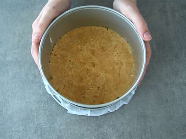 Ekstra fondan 3 çikolatalı pasta - Hazırlık adım 1