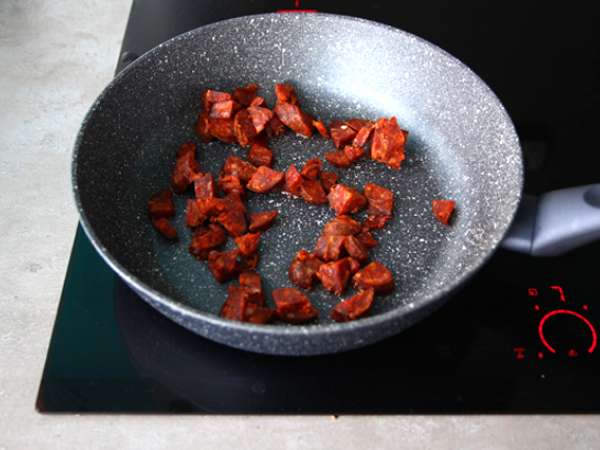 Chorizolu Makarna - Hazırlık adım 1