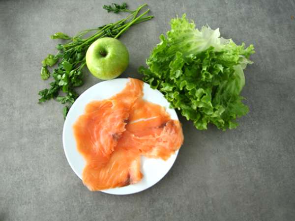 Somon füme ve elmalı Çin böreği - Hazırlık adım 1