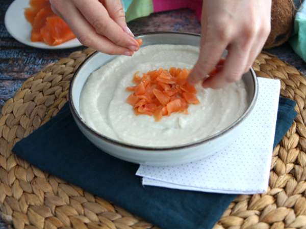 Kremalı karnabahar, hindistan cevizi ve somon füme - Hazırlık adım 3