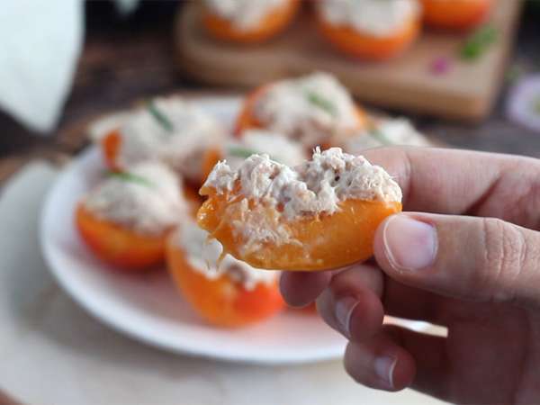 Ton balığı ve biberiye ile doldurulmuş kayısı - Hazırlık adım 3