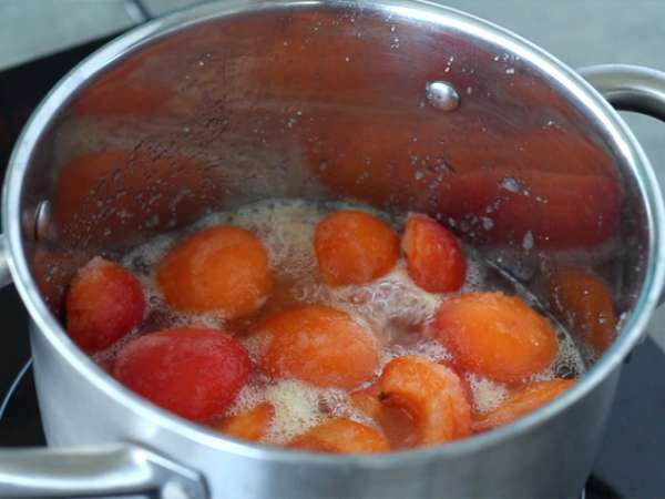 Ev yapımı kayısı reçeli - Hazırlık adım 2