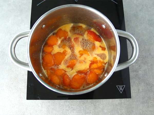 Ev yapımı kayısı reçeli - Hazırlık adım 3