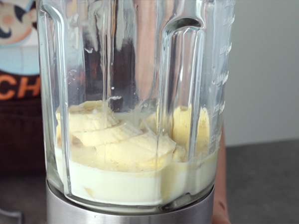 Muzlu ve vanilyalı milkshake - Hazırlık adım 2