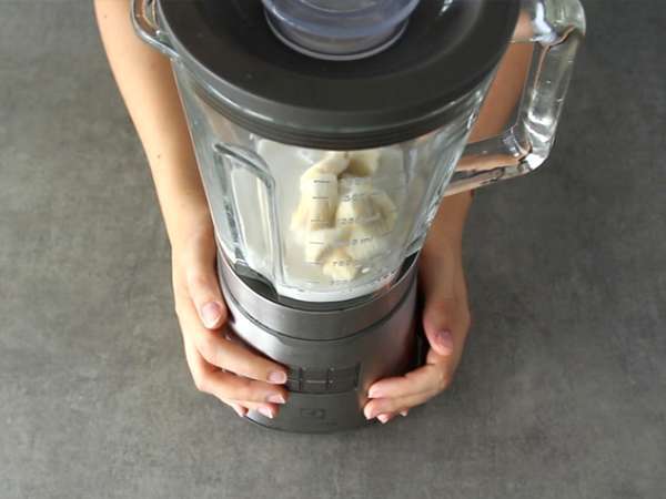 Vegan muzlu milkshake - Hazırlık adım 2