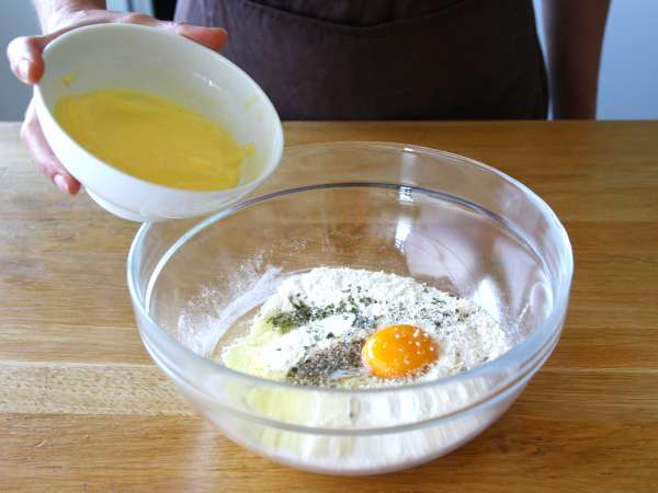 Parmesan ve otlu bisküvi - Hazırlık adım 1